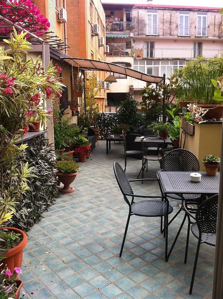 B&B Bellini Neapel 3*,